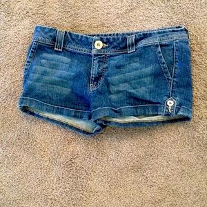 Guess denim short shorts 29 waist